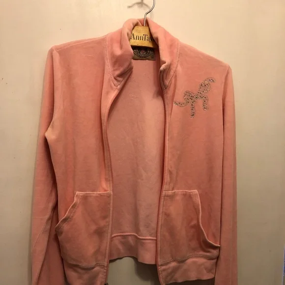 VINTAGE Y2K Juicy Couture velour long sleeve zip up jacket, size M - Picture 1 of 4